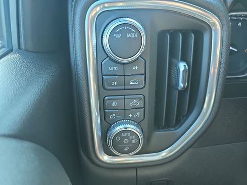 Used 2020 GMC Sierra 1500 SLT w/ SLT Premium Plus Package AWD/4WD image 28
