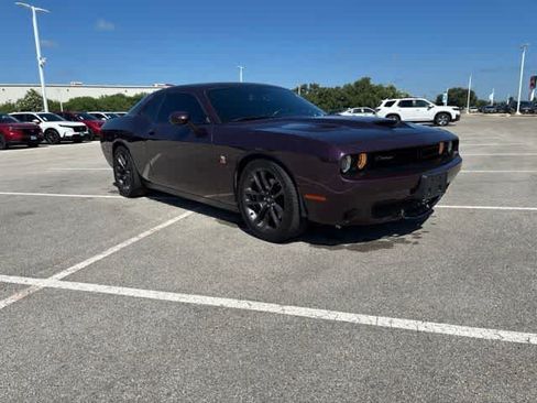 Used 2022 Dodge Challenger R/T Scat Pack w/ Plus Package RWD image 7
