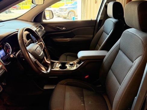 Used 2023 GMC Acadia SLE w/ Driver Convenience Package AWD/4WD image 19