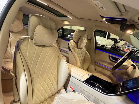 Used 2022 Mercedes-Benz S 580 S 580 4MATIC AWD 4dr Sedan image 17