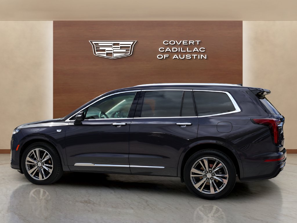 Used 2025 Cadillac XT6 Premium Luxury FWD image 2