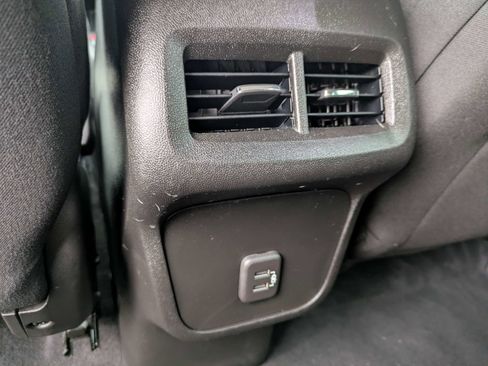 Used 2022 Chevrolet Equinox LS w/ LPO, Floor Liner Package FWD image 16