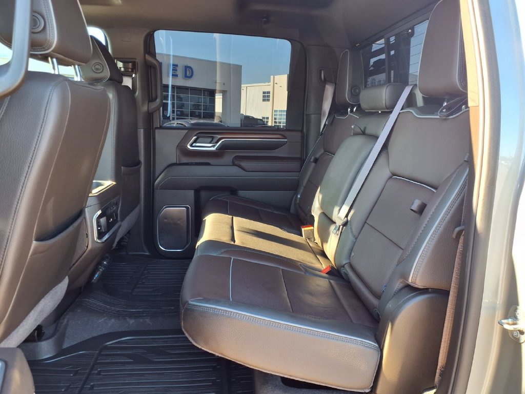 Used 2024 GMC Sierra 3500 Denali w/ Denali Reserve Package AWD/4WD image 27