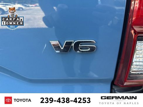 Used 2019 Toyota Tacoma TRD Off-Road AWD/4WD image 10