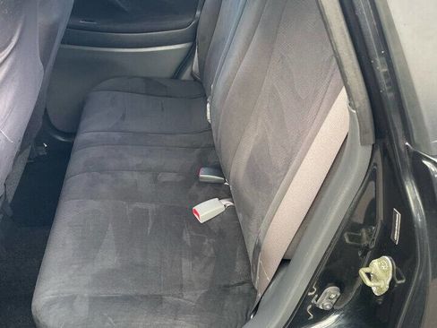 Used 2004 Suzuki Aerio S image 11