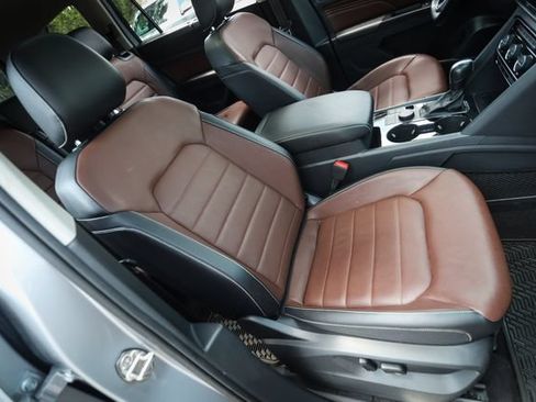 Used 2021 Volkswagen Atlas SEL Premium AWD/4WD image 51