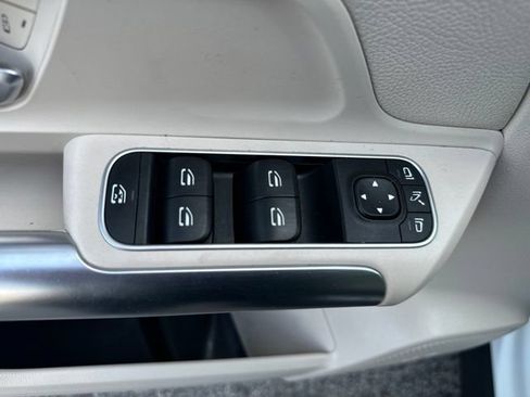 Used 2021 Mercedes-Benz GLA 250 image 11