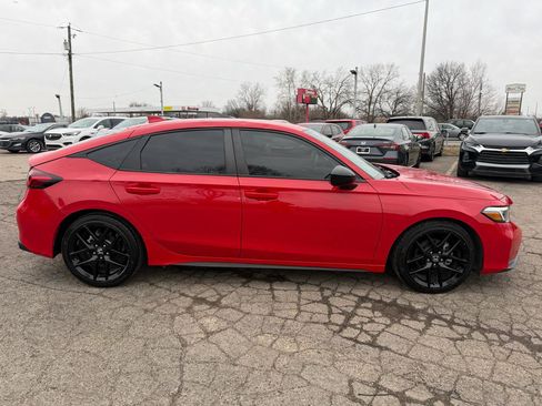 Used 2025 Honda Civic Sport image 9