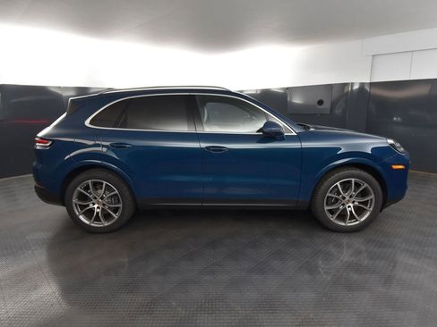 New 2026 Porsche Cayenne AWD/4WD image 8