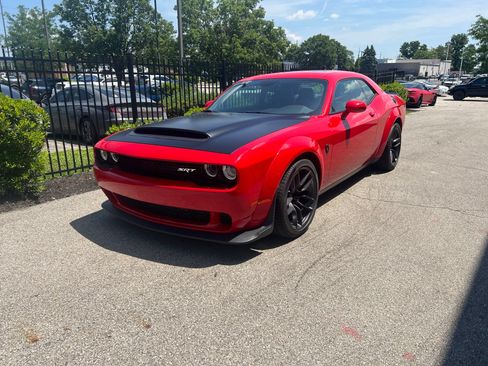 Used 2018 Dodge Challenger SRT Demon RWD image 5