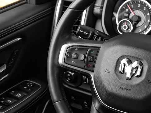 Used 2023 RAM 1500 Laramie AWD/4WD image 26