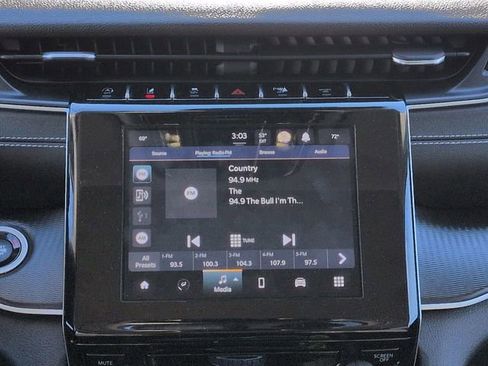 Used 2023 Jeep Grand Cherokee Laredo X image 17