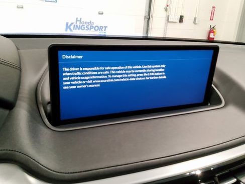 Used 2023 Acura MDX SH-AWD w/ Technology Package image 23