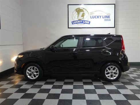 Used 2021 Kia Soul S FWD image 7