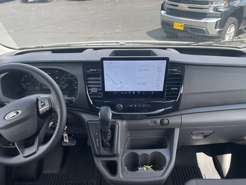 Used 2024 Ford Transit 350 XLT image 9