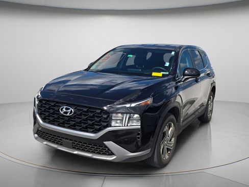 Used 2023 Hyundai Santa Fe SE w/ Cargo Package FWD image 4