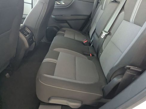 Used 2025 Chevrolet Blazer LT FWD image 24