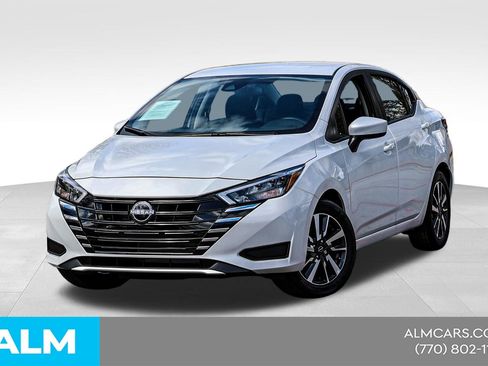 Used 2025 Nissan Versa SV w/ Trunk Package FWD image 1