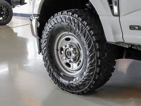 Used 2023 Ford F250 XL w/ FX4 Off-Road Package image 53