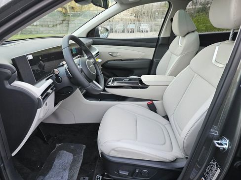 New 2026 Hyundai Tucson Limited image 18