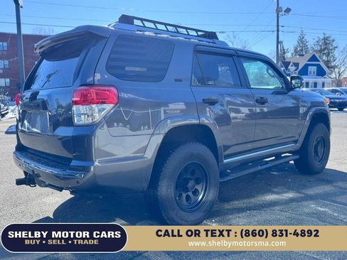 Used 2011 Toyota 4Runner SR5 w/ Convenience Pkg image 5