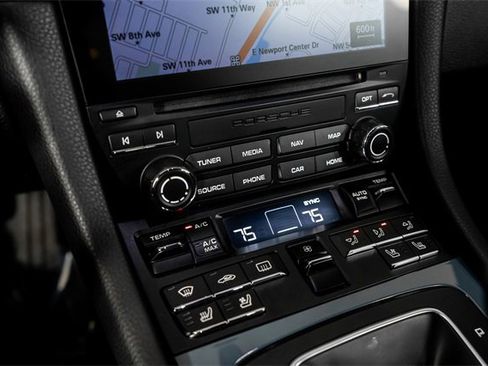 Used 2017 Porsche 718 Cayman Base image 37