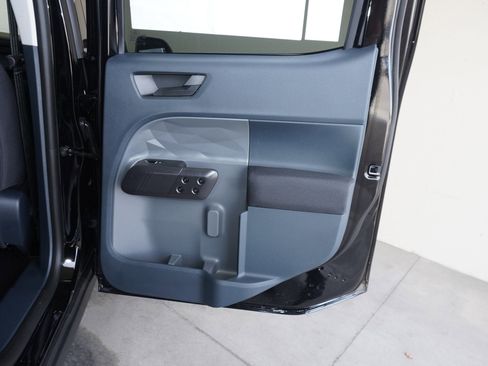 New 2025 Ford Maverick XL image 44