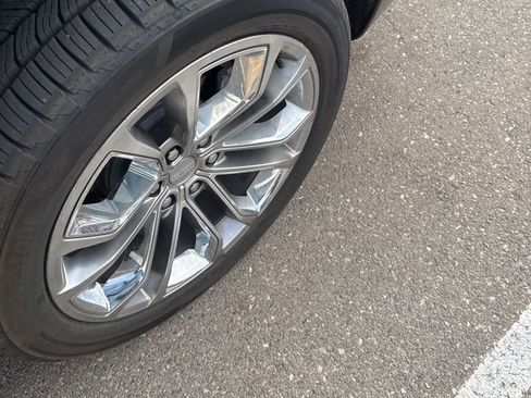 Used 2023 Jeep Grand Wagoneer Series II image 7