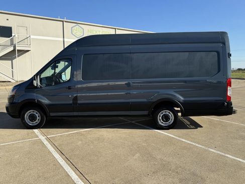 Used 2019 Ford Transit 250 148 High Roof Extended image 8