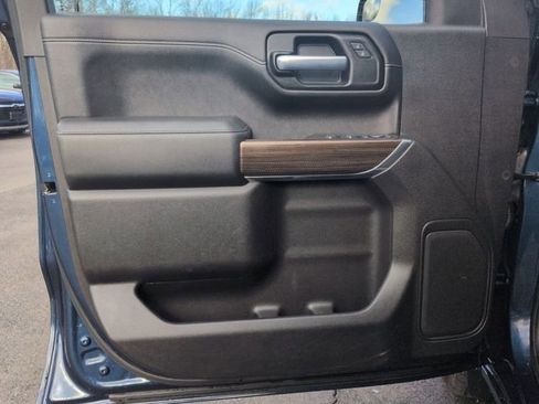 Used 2021 Chevrolet Silverado 1500 RST image 22