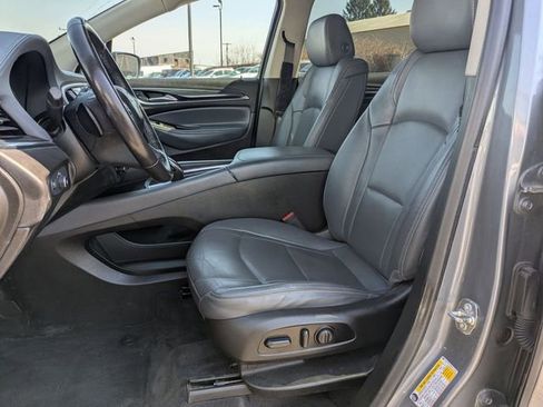Used 2021 Buick Enclave Essence AWD/4WD image 7