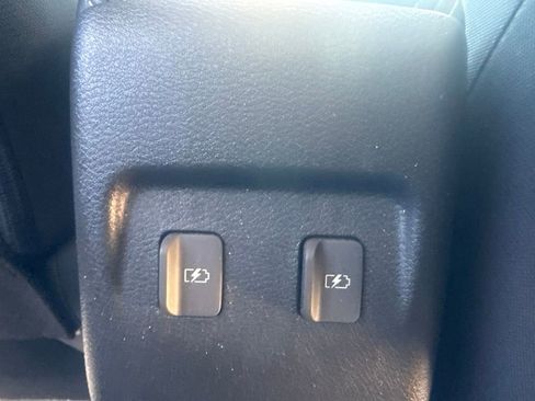 Certified 2021 Nissan Kicks SV FWD image 13