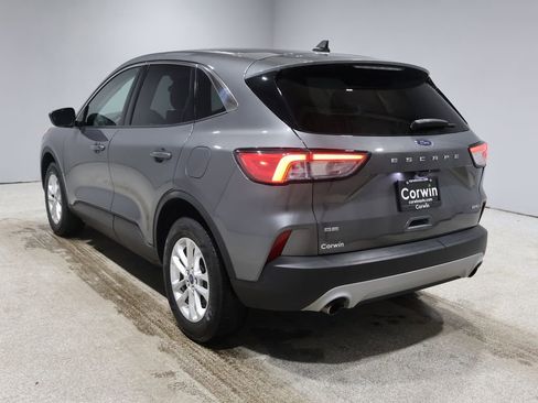 Used 2022 Ford Escape SE w/ Convenience Package image 5