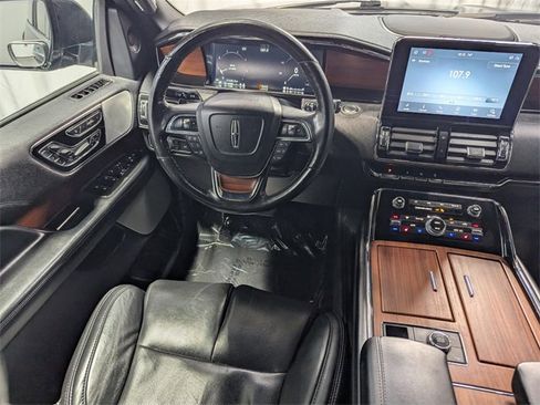 Used 2020 Lincoln Navigator Reserve w/ Equipment Group 208A Reserve image 7