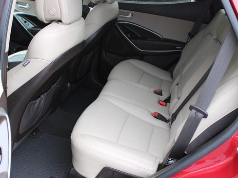 Used 2018 Hyundai Santa Fe Sport image 13