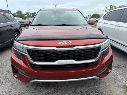 Used 2022 Kia Seltos S FWD image 2