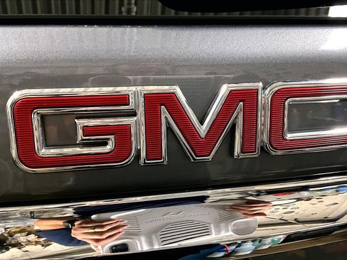 Used 2020 GMC Terrain Denali w/ Denali Premium Package AWD/4WD image 30