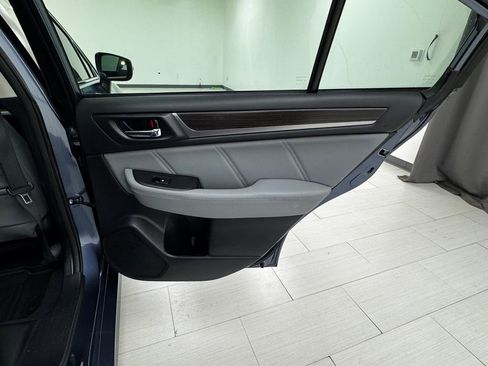 Used 2018 Subaru Legacy 2.5i Limited image 15