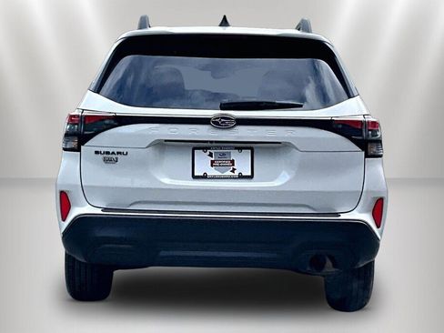 Certified 2026 Subaru Forester Premium AWD/4WD image 6