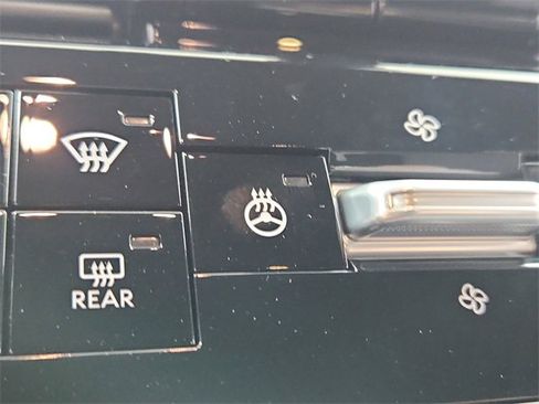 New 2026 Nissan Armada SL w/ Captain's Chari Seat Package image 27