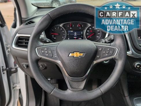 Used 2021 Chevrolet Equinox LT FWD image 18