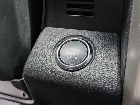 Used 2019 Ford F150 Lariat AWD/4WD image 24