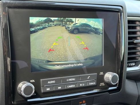 Used 2022 Nissan Frontier SV RWD image 26