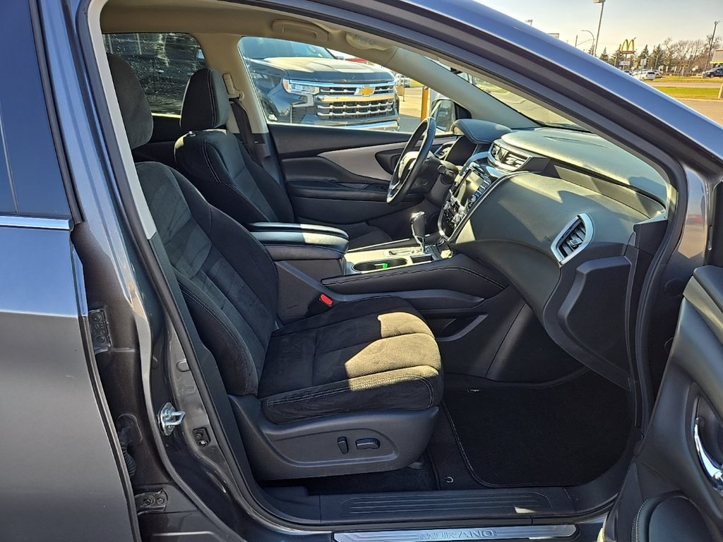 Used 2021 Nissan Murano SV AWD/4WD image 11