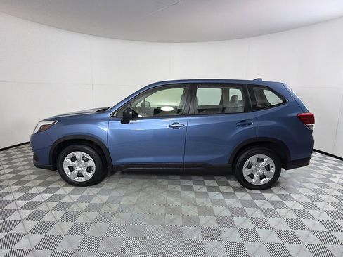 Used 2022 Subaru Forester AWD/4WD image 8