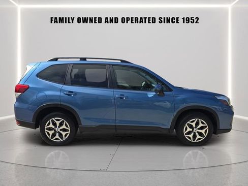 Used 2021 Subaru Forester Premium w/ Popular Package #1 AWD/4WD image 2