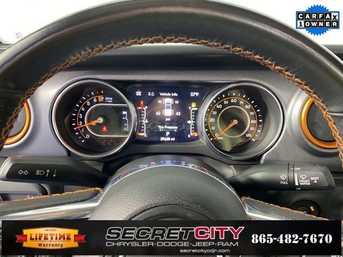 Used 2023 Jeep Gladiator Mojave w/ Trailer Tow Package image 18