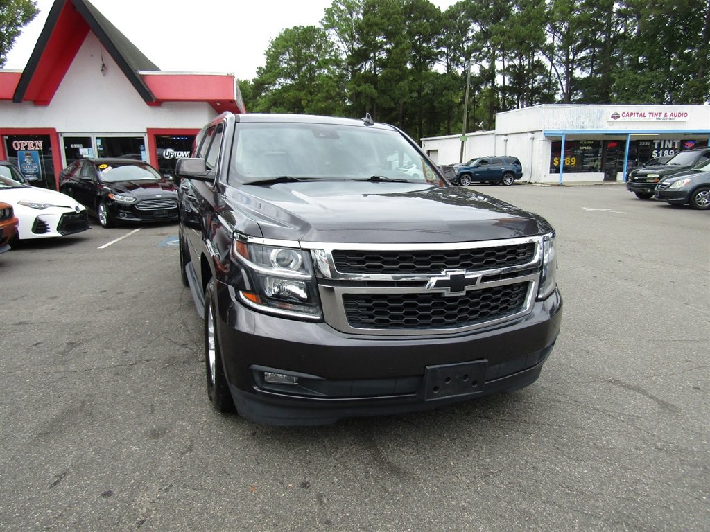 Used 2018 Chevrolet Suburban LT AWD/4WD image 11