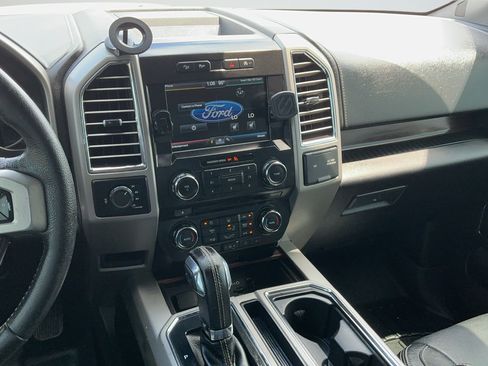 Used 2015 Ford F150 Lariat w/ Equipment Group 501A Mid AWD/4WD image 8