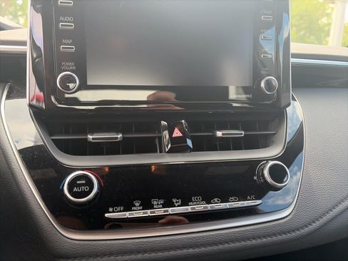 Certified 2021 Toyota Corolla SE FWD image 8
